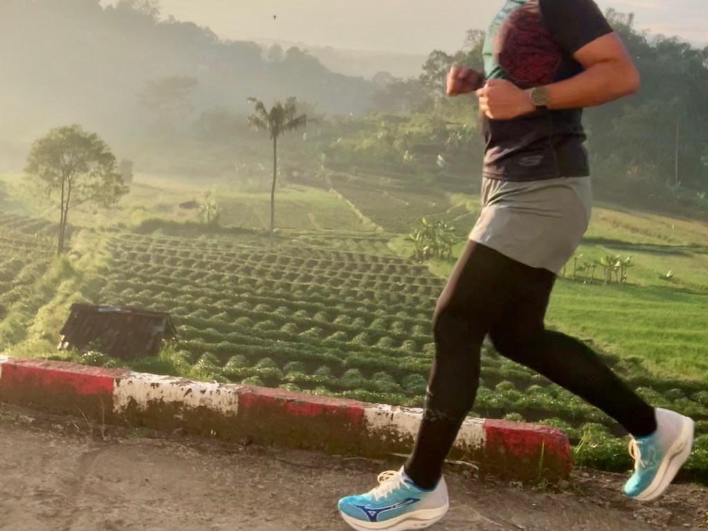 The Perfect Travelling Shoes for Runners: One Pair to Rule Them All